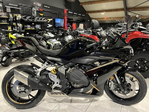 QJ Motor SRK 800 RR, Motoren, Motoren | Overige merken, Bedrijf, Super Sport, meer dan 35 kW, Ophalen