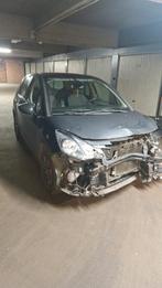 Citroën C3 2016 1.2 benzine SCHADEAUTO, Autos, Essence, Achat, Vitres électriques