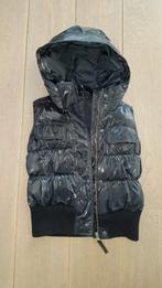 Zwarte bodywarmer Benetton in maat 116 / 122 ZGAN, Kinderen en Baby's, Kinderkleding | Maat 116, Jongen of Meisje, Ophalen of Verzenden