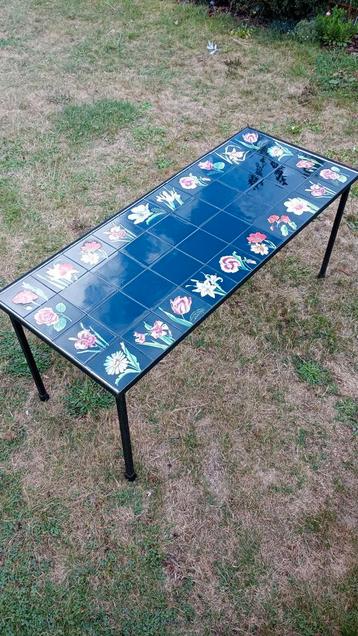 Vintage salontafel Portugese bloemenmozaiek beschikbaar voor biedingen