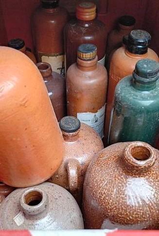 Bouteilles de genièvre, Enlèvement ou Envoi