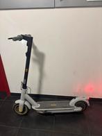 Trotinette ninebot g30, Vélos & Vélomoteurs, Trottinettes, Enlèvement, Comme neuf