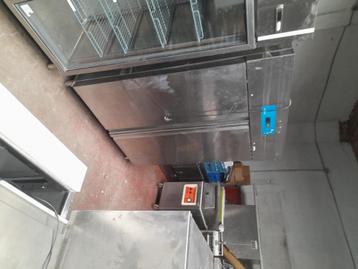 Roestvrijstalen koelkast/gekoelde vitrine/koelkast/horeca-ap beschikbaar voor biedingen