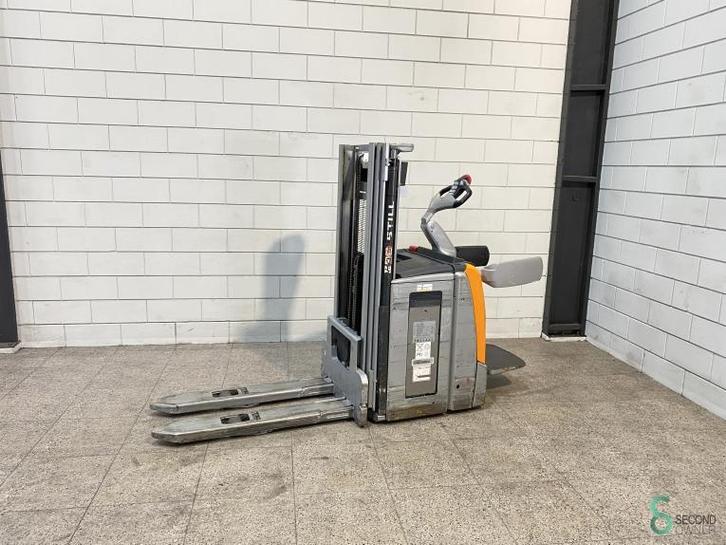 Stapelaars Elektrisch Still EXV14I 2020, Zakelijke goederen, Machines en Bouw | Heftrucks en Intern transport, Stapelaar, Elektrisch