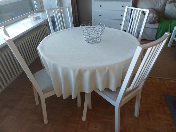 Uitschuifbare ronde eettafel + 4 stoelen, Huis en Inrichting, Complete eetkamers, Ophalen