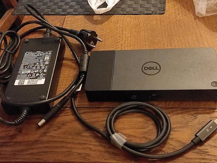 Dell docking station, Informatique & Logiciels, Stations d'accueil, Neuf, Station d'accueil, Portable, Enlèvement