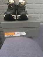 Sneakers, Ophalen of Verzenden, Zo goed als nieuw, Sneakers
