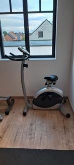 DOMYOS hometrainer fiets, Sport en Fitness, Fitnessapparatuur, Ophalen, Zo goed als nieuw, Hometrainer