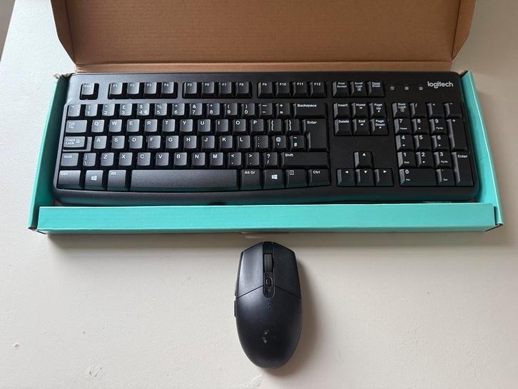 Logitech G305 souris (muis) et K120 clavier (toetsenbord), Computers en Software, Toetsenborden, Zo goed als nieuw, Qwerty, Bedraad