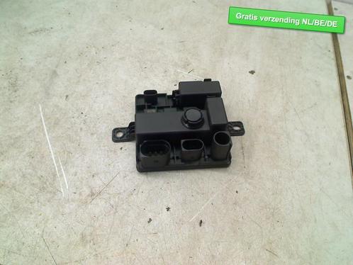 SPANNINGSREGELAAR BMW 1 serie (F20) (12637591534), Auto-onderdelen, Elektronica en Kabels, BMW, Gebruikt