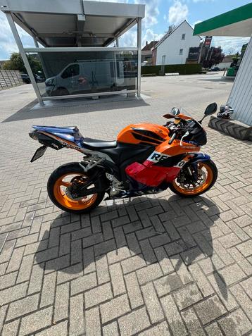 Honda CBR 600 RR 2010 beschikbaar voor biedingen