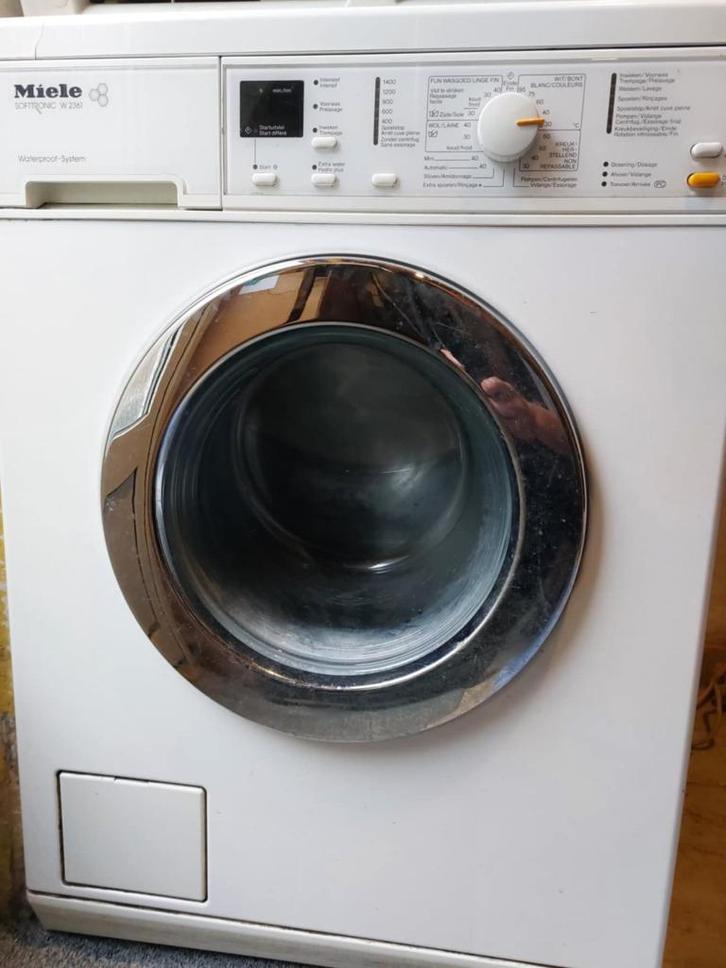 Wasmachine Miele W2361 Softtronic, Elektronische apparatuur, Wasmachines, Gebruikt, Voorlader, 4 tot 6 kg, 1200 tot 1600 toeren