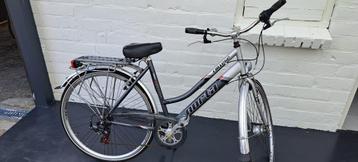 Dames en of meisjesfiets 28 inch beschikbaar voor biedingen