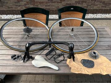 Lot fiets (retro) onderdelen beschikbaar voor biedingen