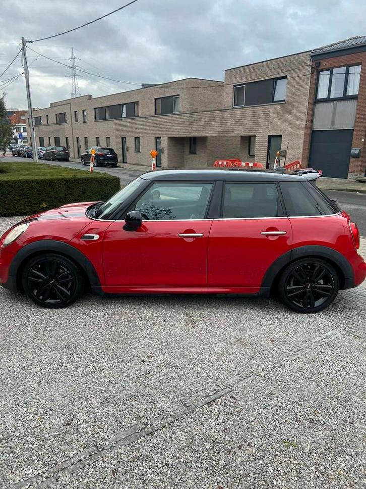 Mini Cooper 1.5 Benzine 4 deurs Full Option Jcw Pakket!!, Auto's, Mini, Particulier, Cooper, ABS, Airbags, Airconditioning, Alarm