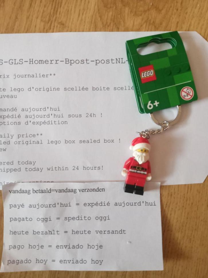 lego  Minifigures  Kerstman sleutelhanger (854201), Kinderen en Baby's, Speelgoed | Duplo en Lego, Nieuw, Lego, Complete set, Verzenden