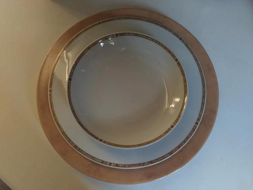 Servies 6pers- Limoge France-Medard de Noblat-Ondine, Huis en Inrichting, Keuken | Servies, Zo goed als nieuw, Bord(en), Ophalen