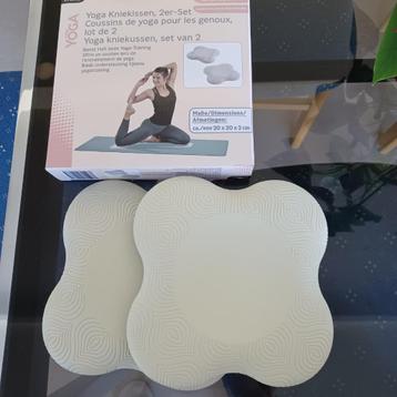 2 Coussins de yoga pour genoux beschikbaar voor biedingen