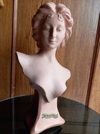 Buste sculpté en terre cuite Art nouveau., Enlèvement ou Envoi