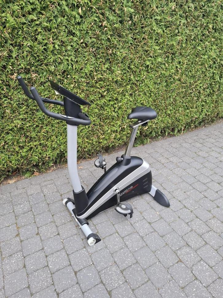 ProForm hometrainer – met display & weerstand, Sport en Fitness, Fitnessapparatuur, Gebruikt, Hometrainer, Benen, Kunststof, Ophalen