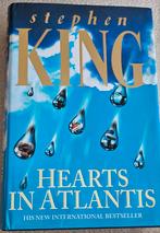 STEPHEN KING - HEARTS IN ATLANTIS, Boeken, STEPHEN KING, Ophalen of Verzenden, Zo goed als nieuw, Fictie