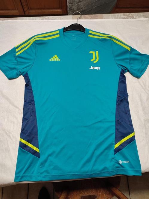 Training shirt - maat M - Juventus FC, Sports & Fitness, Football, Comme neuf, Maillot, Taille M, Enlèvement ou Envoi