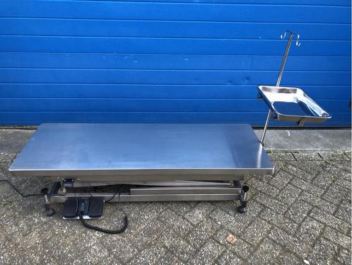 RVS veterinaire behandeltafel spreekkamer tafel nieuw, Diversen, Verpleegmiddelen