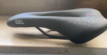 Selle de velo de route en Gel beschikbaar voor biedingen