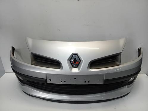 BUMPER VOOR Renault Clio III (BR / CR) (01-2005/12-2014), Auto-onderdelen, Carrosserie, Bumper, Renault, Voor, Gebruikt