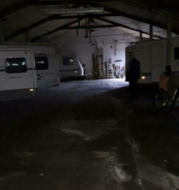 overdekte caravan/boot/oldtimer/plooiwagen garage
