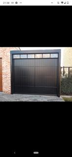 Porte noire de style presbytère