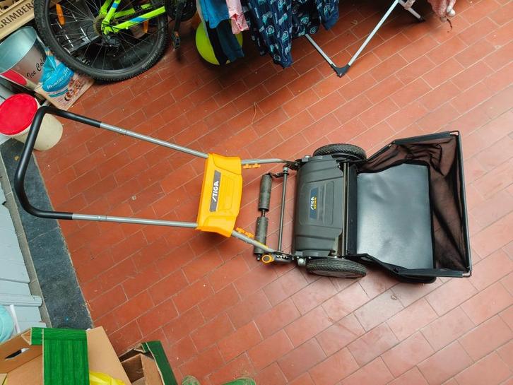 Manuele Stiga-kooigrasmaaier SCM 440 SM (Als NIEUW)), Tuin en Terras, Grasmaaiers, Zo goed als nieuw, Handgrasmaaier, 40 t/m 49 cm