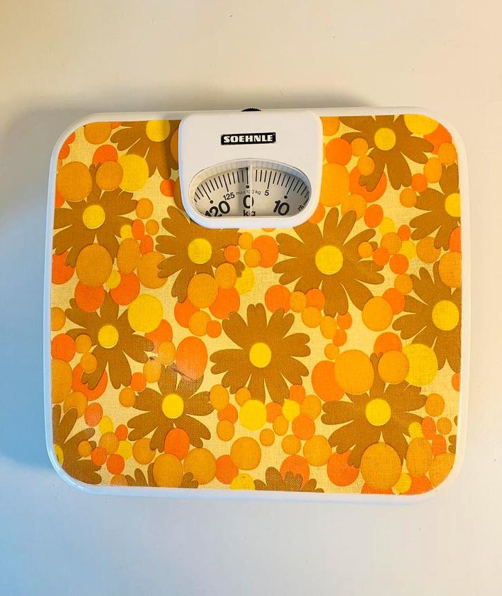 FUNKY VINTAGE 70’s FLOWER WEEGSCHAAL (Zie Beschrijving), Verzamelen, Retro, Huis en Inrichting, Ophalen of Verzenden