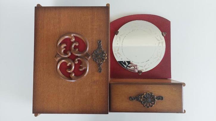 Leuk oud apothekerskastje / toiletkastje / spiegelkastje, Antiek en Kunst, Antiek | Meubels | Kasten, Ophalen of Verzenden