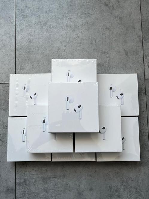Apple AirPods (3e generatie) – Goedkoop & Direct ophalen, Telecommunicatie, Mobiele telefoons | Oordopjes, Nieuw, In oorschelp (earbud)