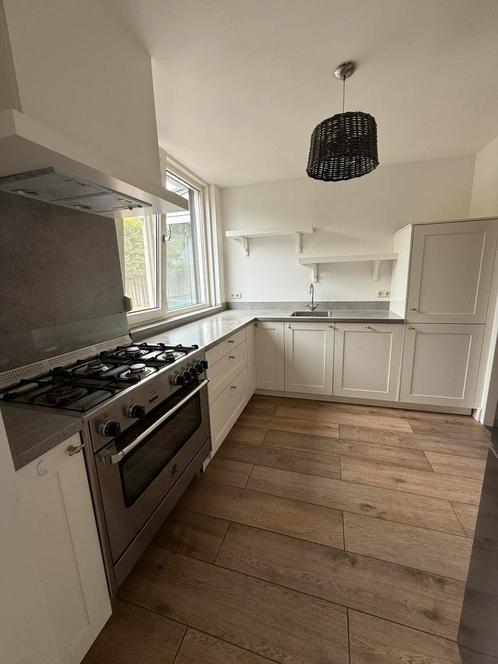 Nette Landelijke Hoekkeuken + Apparatuur + GEDEMONTEERD, Huis en Inrichting, Keuken | Complete keukens, Hoekkeuken, Overige kleuren