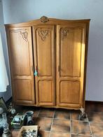 Vintage kleerkast, Ophalen