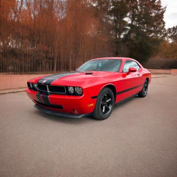 DODGE CHALLENGER V6 2010