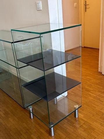 GALA-designconsole, type met glazen plank beschikbaar voor biedingen