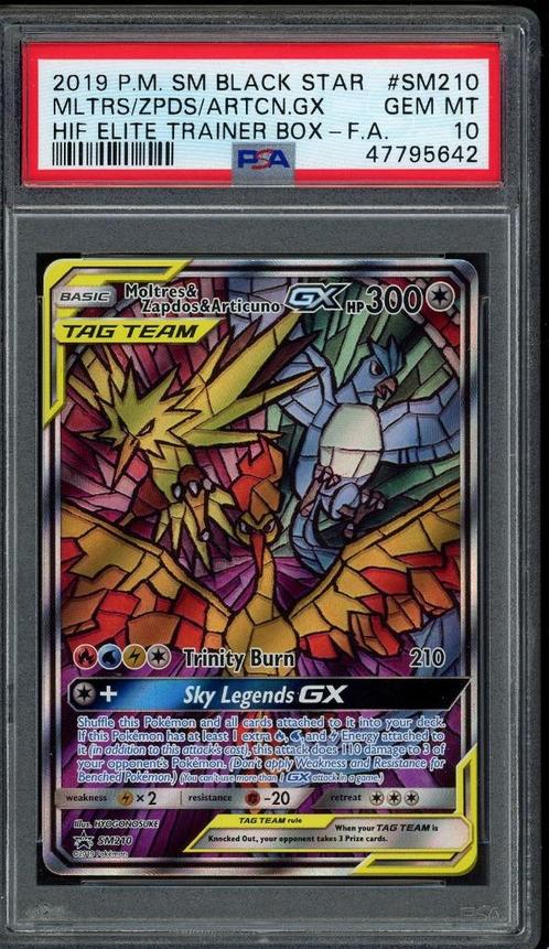 Moltres & Zapdos & Articuno GX [Full Art] PSA 10 - SM210, Hobby en Vrije tijd, Verzamelkaartspellen | Pokémon, Zo goed als nieuw