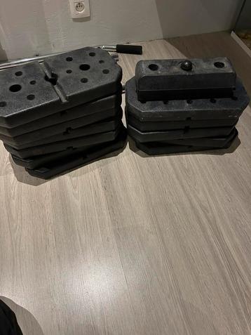 Gewichten 4,5kg per blok (13stuks) beschikbaar voor biedingen