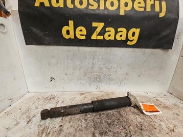 Schokdemper rechts-achter van een Ford Focus beschikbaar voor biedingen
