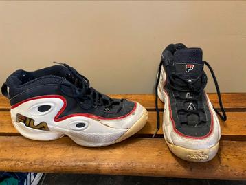 Basket Fila Grant Hill 3 vintage T : 43/44 disponible aux enchères