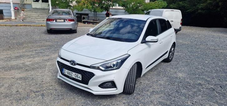 Hyundai i20, Auto's, Hyundai, Particulier, i20, ABS, Achteruitrijcamera, Adaptieve lichten, Airbags, Airconditioning, Alarm, Android Auto
