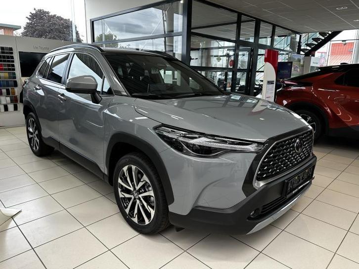 Toyota Corolla Cross Style + Comfort Pack, Auto's, Toyota, Corolla Cross, Adaptive Cruise Control, Airbags, Airconditioning, Bluetooth