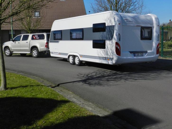 Caravan Hobby 650KMFE de luxe met mover + Voortent, Caravans en Kamperen, Caravans, Particulier, tot en met 6, 1500 - 2000 kg
