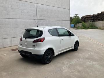 Mitsubishi Colt 1.3 benzine 11/2012 met 112000km*airco* beschikbaar voor biedingen
