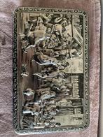 Blikkendoos Teniers, Ophalen