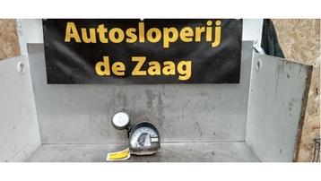 Instrumentenpaneel van een Citroen C1 beschikbaar voor biedingen