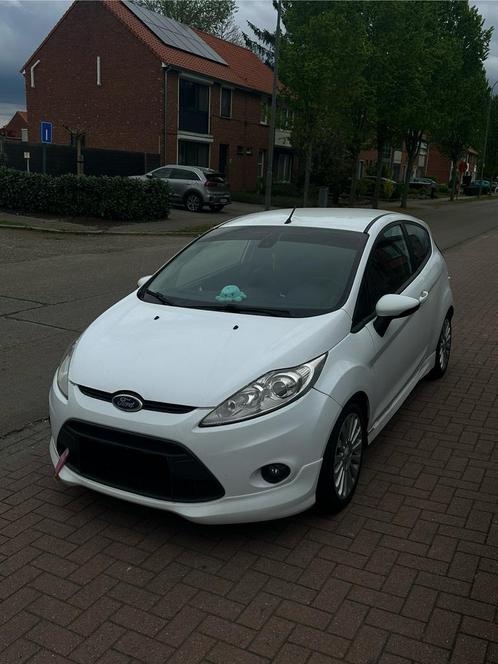 Ford fiesta, Auto's, Ford, Particulier, Diesel, Euro 5, 3 deurs, Wit, Ophalen